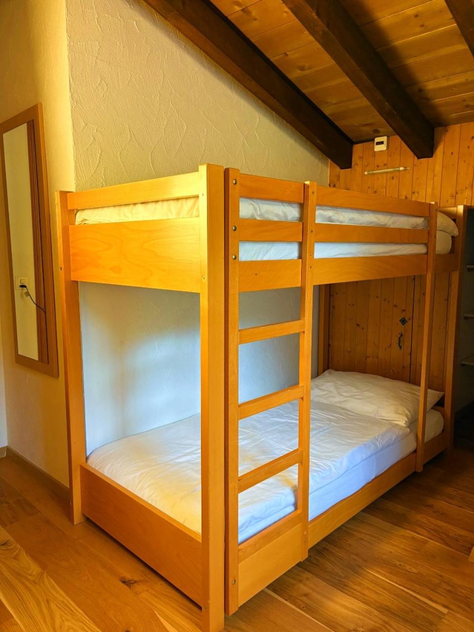 Madrisa Lodge Клостерс Экстерьер фото